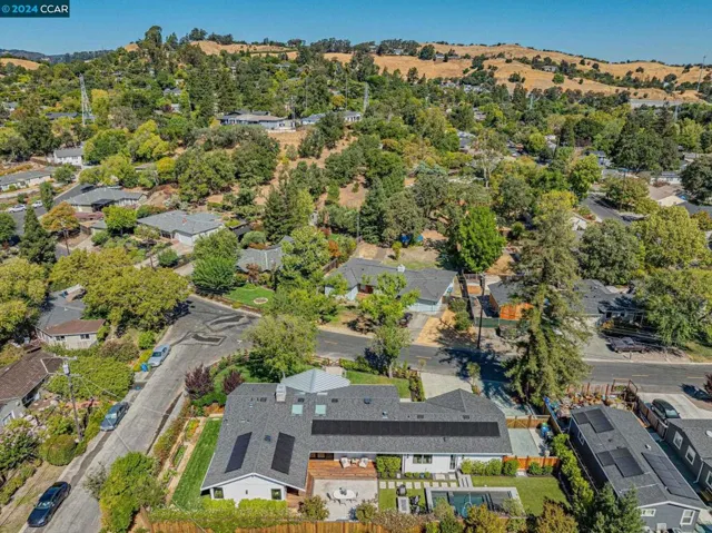 2715 Kinney Dr, Lafayette, California 94595