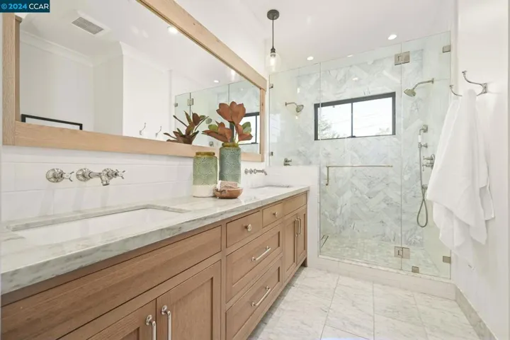 2715 Kinney Dr, Lafayette, California 94595
