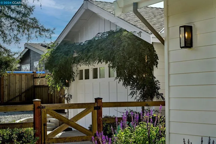 2715 Kinney Dr, Lafayette, California 94595