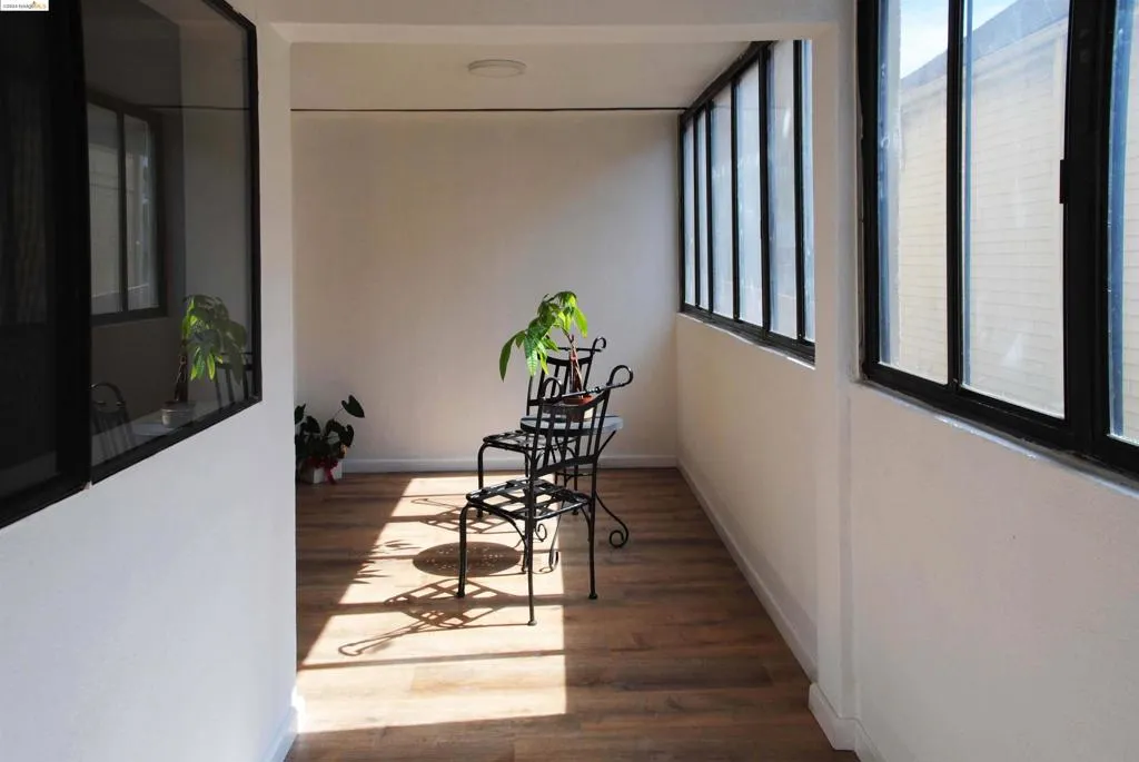 625 Madison St 107, Oakland, California 94607 home-pic-6
