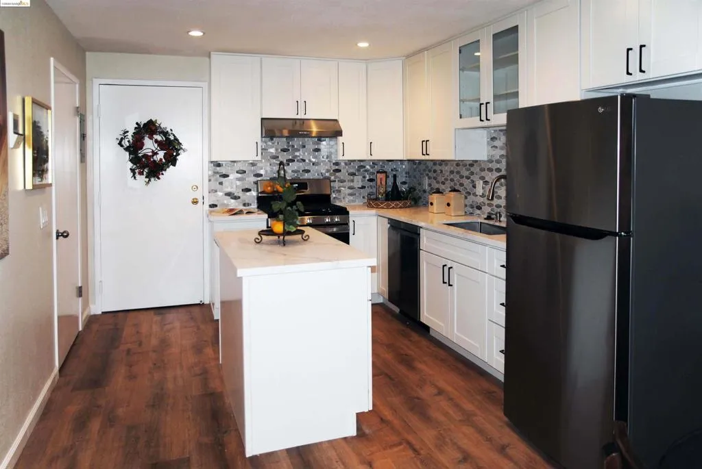 625 Madison St 107, Oakland, California 94607 home-pic-4