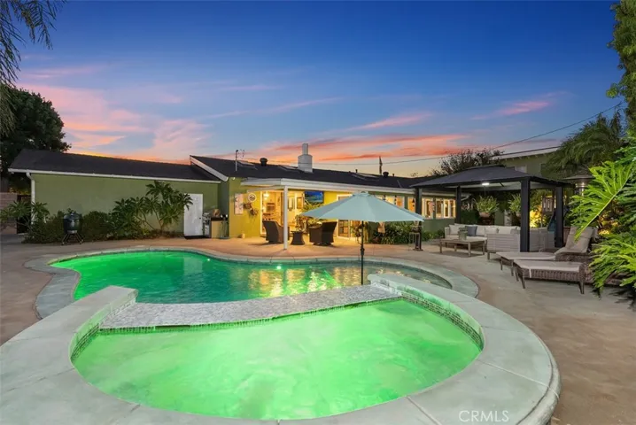 12952 Olympia Way, North Tustin, California 92705