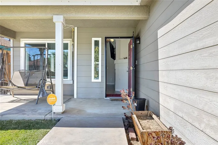2185 N Antioch Avenue, Fresno, California 93722