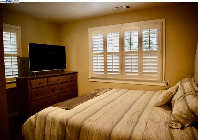 21270 Montgomery Avenue, Hayward, California 94541