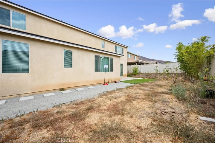 33288 Skyview Road, Winchester, California 92596