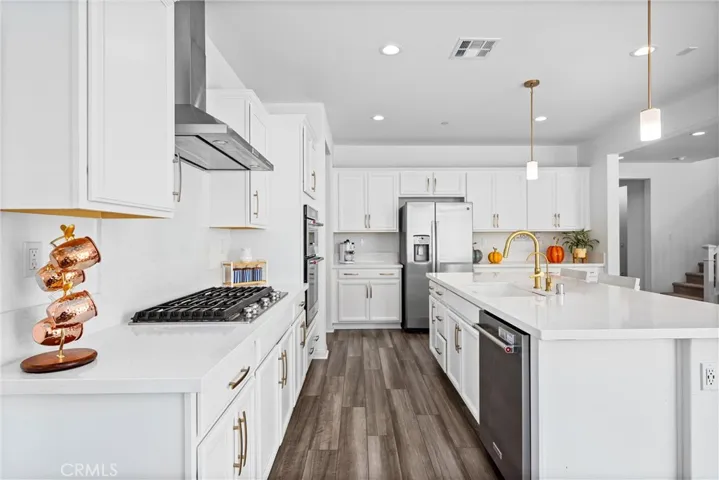 33288 Skyview Road, Winchester, California 92596