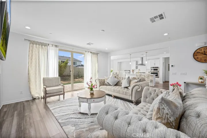 33288 Skyview Road, Winchester, California 92596