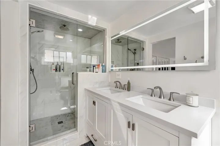 Ensuite bath