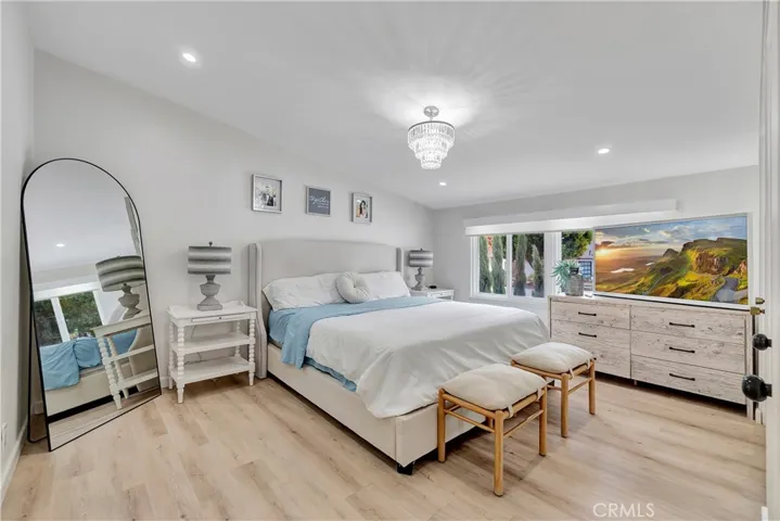 Primary suite