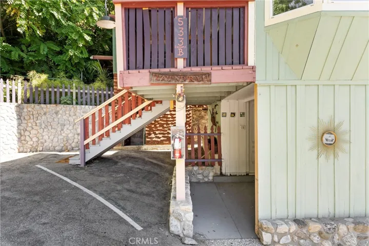 533 Sturtevant Unit B B, Sierra Madre, California 91024