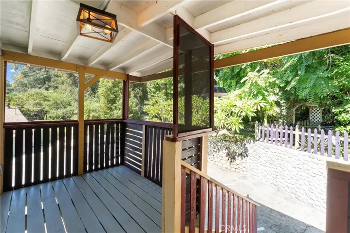 533 Sturtevant Unit B B, Sierra Madre, California 91024