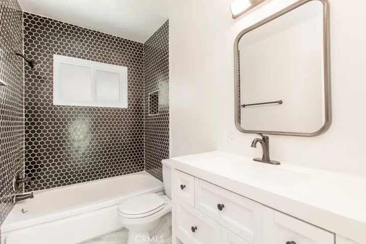 930 N Stanley Avenue 2, West Hollywood, California 90046