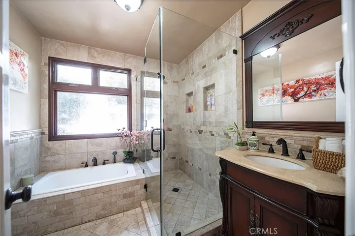 Main Floor Bath