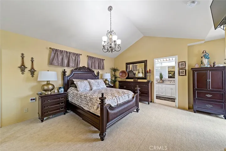 Spacious Main Bedroom