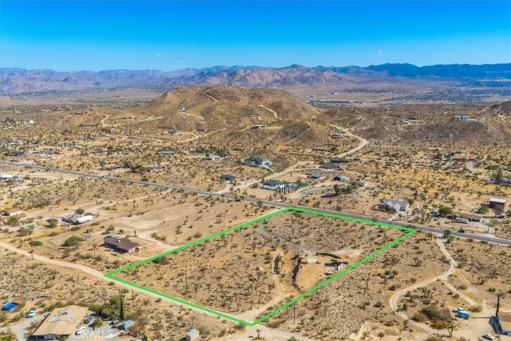57810 Buena Vista Drive, Yucca Valley, California 92284