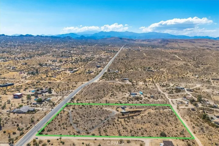 57810 Buena Vista Drive, Yucca Valley, California 92284