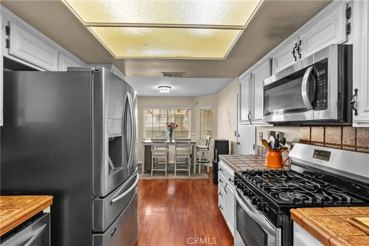18991 Gault Street, Reseda, California 91335