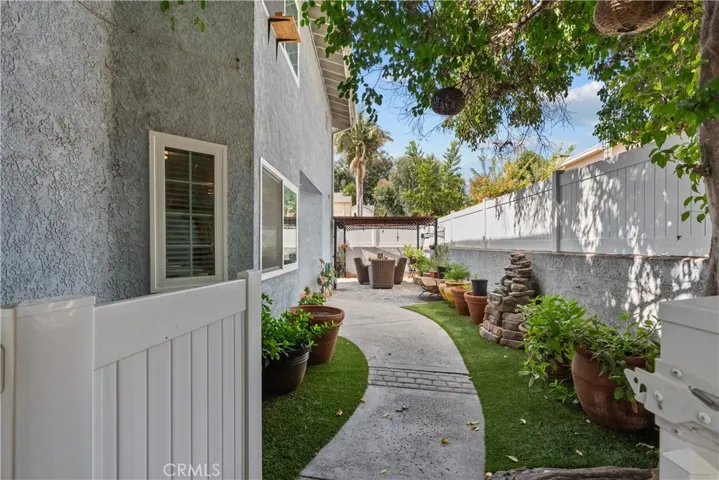 18991 Gault Street, Reseda, California 91335