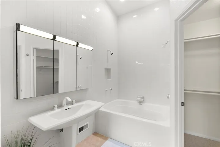 19 Cinnamon Teal, Aliso Viejo, California 92656