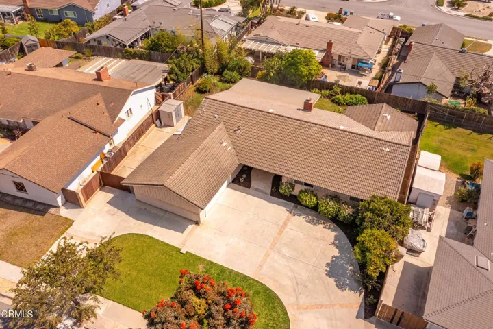 320 Calle Larios Camarillo-55