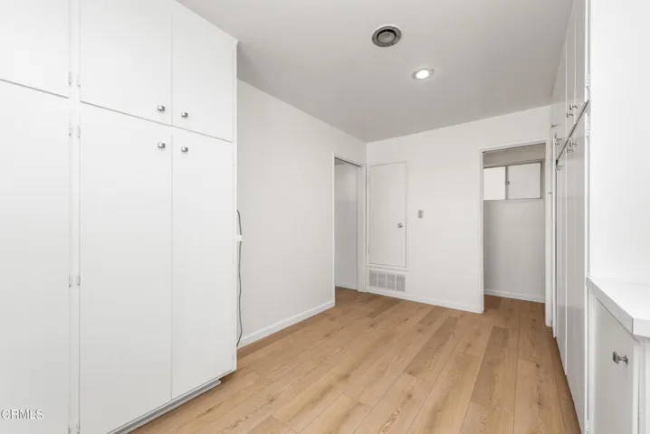 320 Calle Larios Camarillo-41