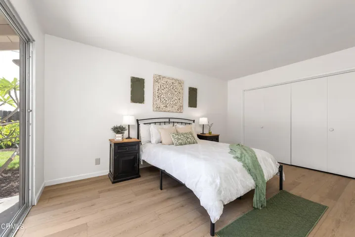 320 Calle Larios Camarillo-33