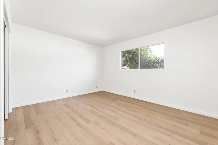320 Calle Larios Camarillo-28