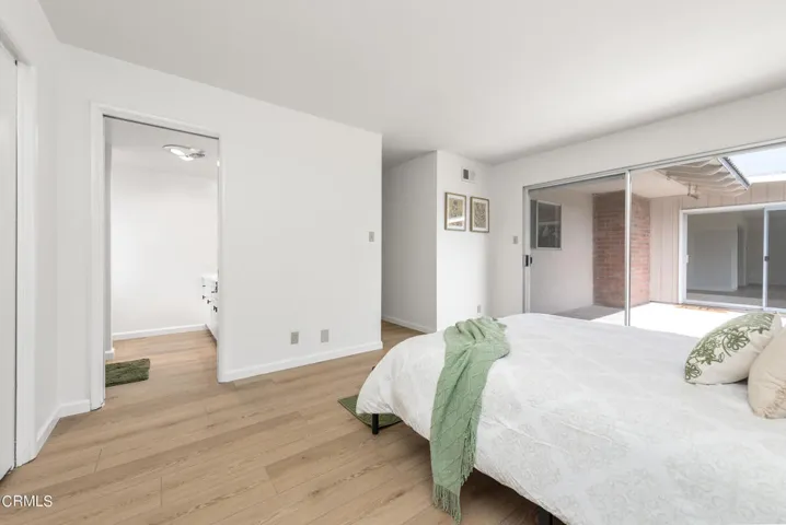 320 Calle Larios Camarillo-35