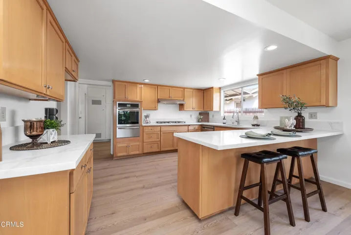 320 Calle Larios Camarillo-19