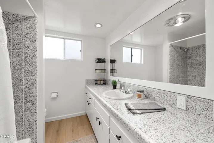 320 Calle Larios Camarillo-30