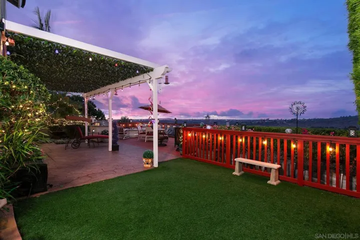 6228 Camino Largo, San Diego, California 92120