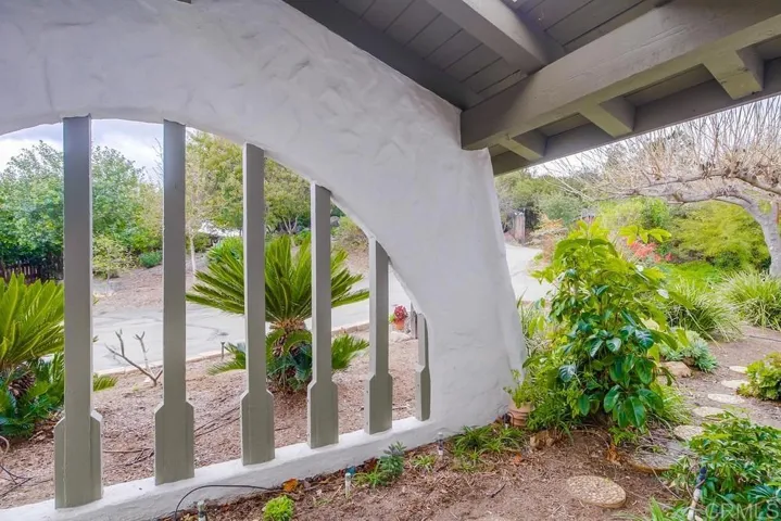 1052 Ranchito, Alpine, California 91901