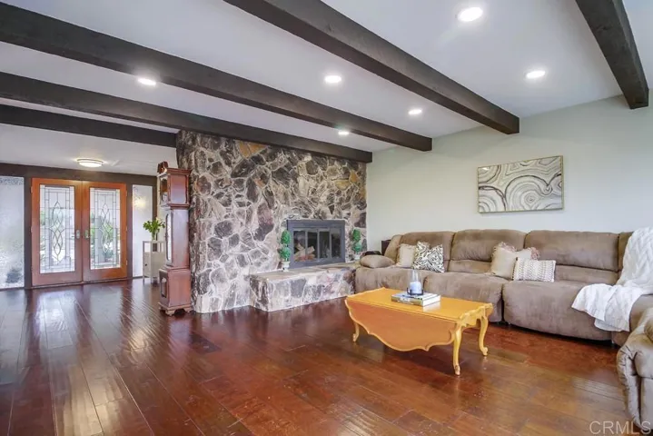 1052 Ranchito, Alpine, California 91901