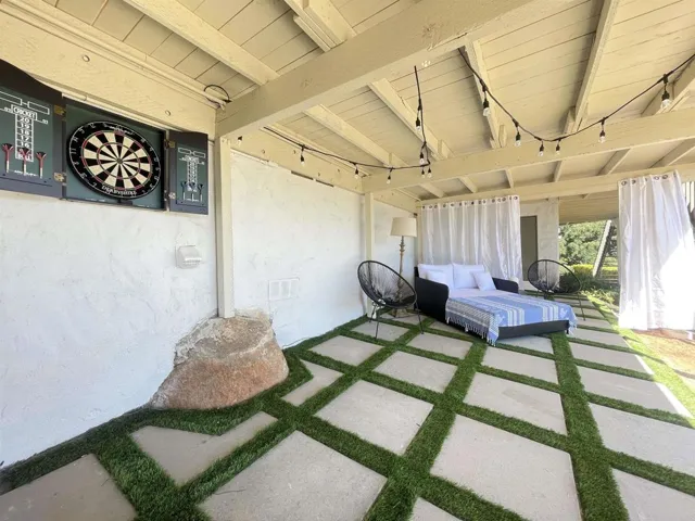 1052 Ranchito, Alpine, California 91901