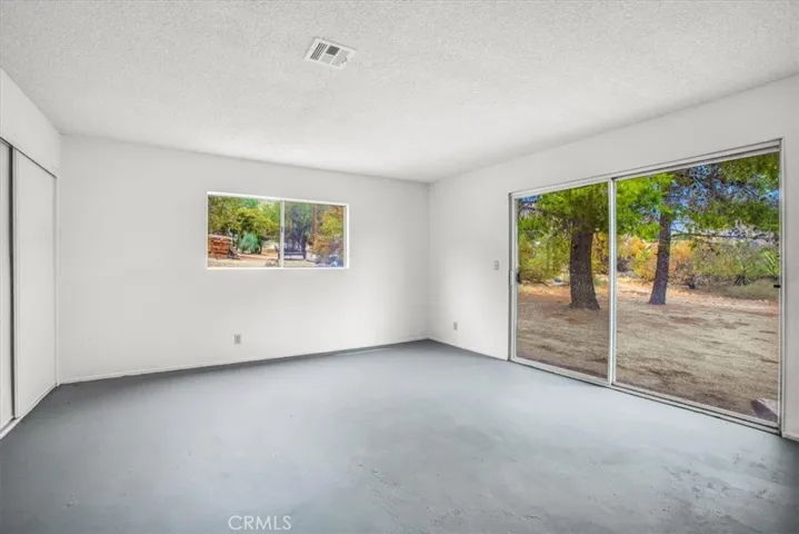 49020 Tamarisk Drive, Morongo Valley, California 92256