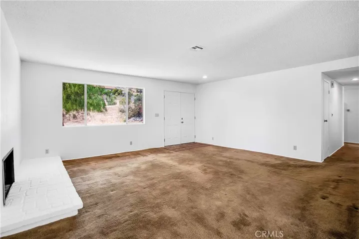 49020 Tamarisk Drive, Morongo Valley, California 92256