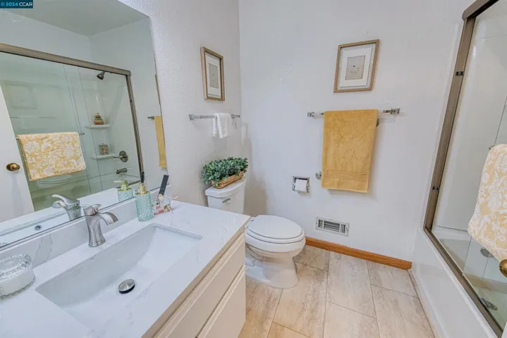 2040 Larchmont Cir., Fairfield, California 94534