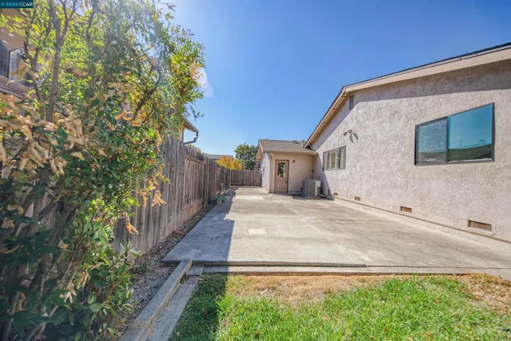 2040 Larchmont Cir., Fairfield, California 94534