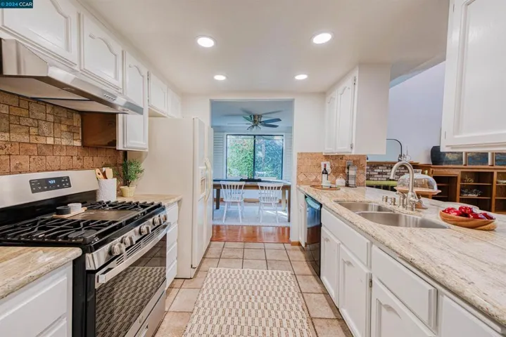2040 Larchmont Cir., Fairfield, California 94534