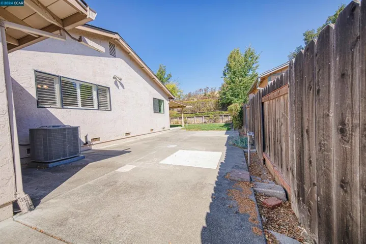 2040 Larchmont Cir., Fairfield, California 94534