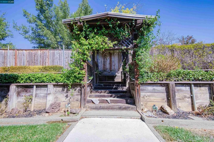 2040 Larchmont Cir., Fairfield, California 94534