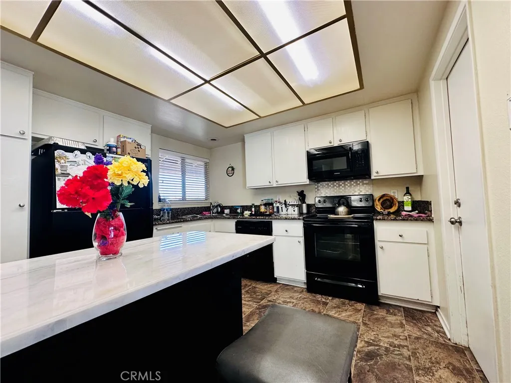 27358 Comwell Street, Menifee, California 92586 home-pic-19