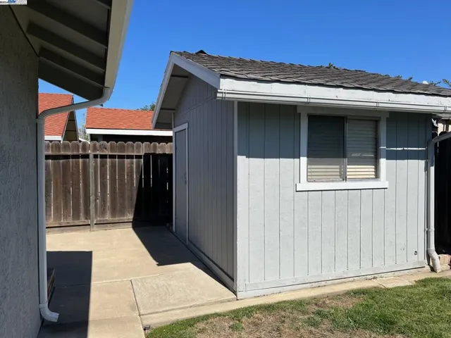 726 Bradley Pl, Manteca, California 95337