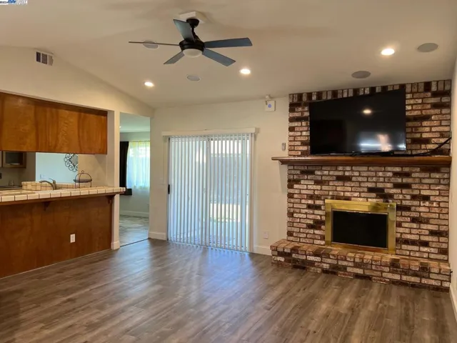 726 Bradley Pl, Manteca, California 95337