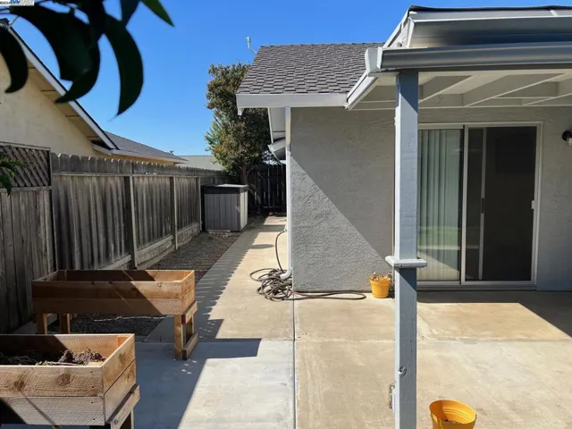 726 Bradley Pl, Manteca, California 95337