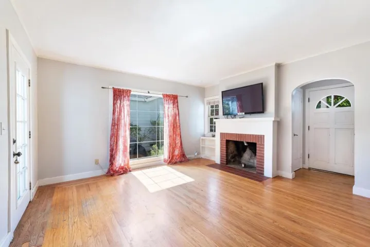 617 G Street, Petaluma, California 94952
