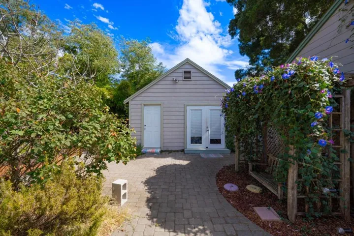617 G Street, Petaluma, California 94952