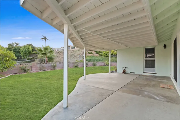 1910 Avenida Aprenda, Rancho Palos Verdes, California 90275