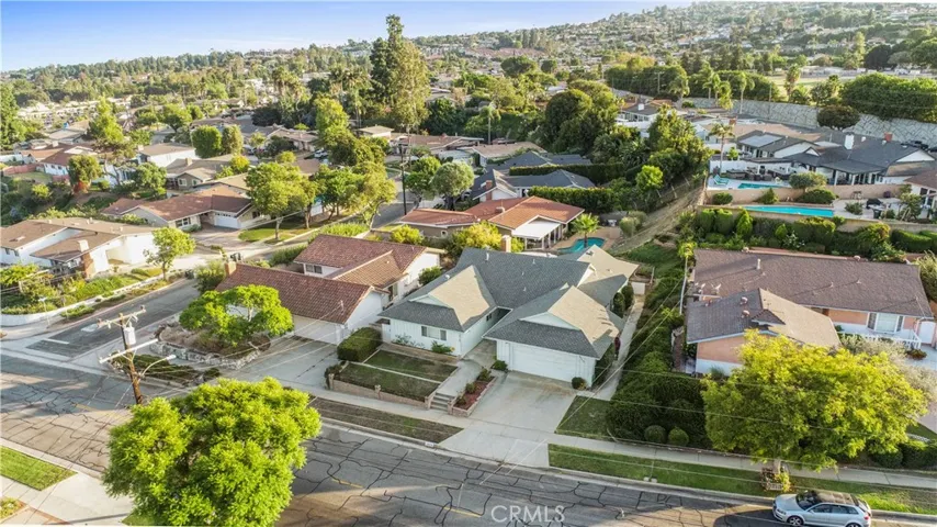 1910 Avenida Aprenda, Rancho Palos Verdes, California 90275