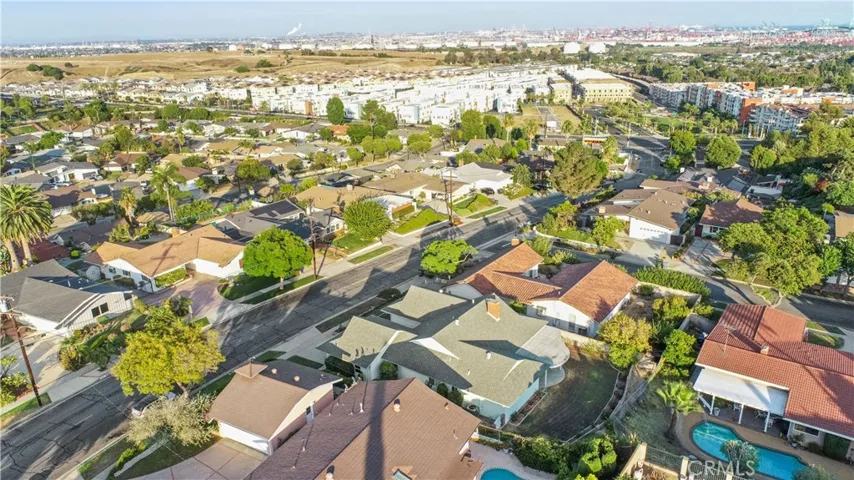 1910 Avenida Aprenda, Rancho Palos Verdes, California 90275